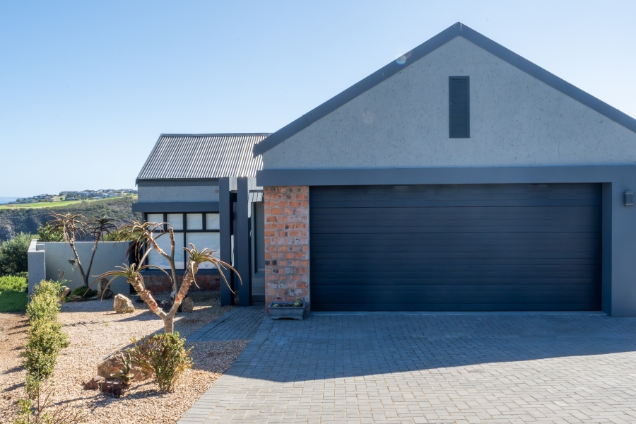 3 Bedroom Property for Sale in Le Grand Golf Estate Western Cape